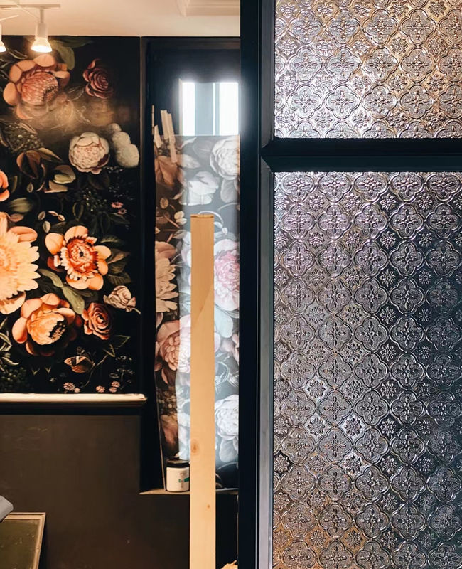 Customize Size Patterned Glass 3mm 4mm 5mm For Decorative Building Bathroom Window
