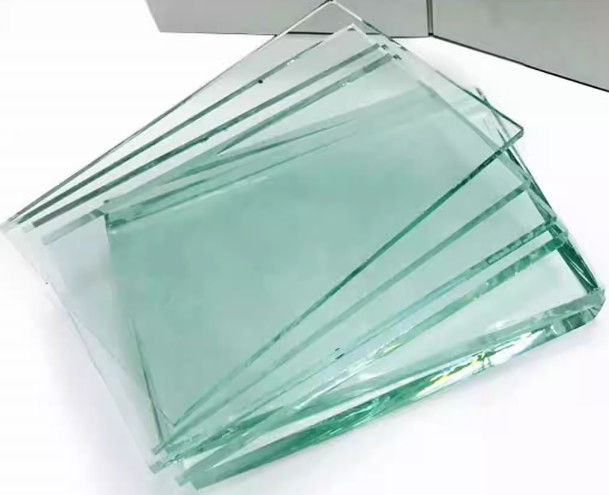 Float Glass/Building Glass/Sheet Glass/Clear Glass Directly Provided by China Manufacturer Used for Furniture Windows