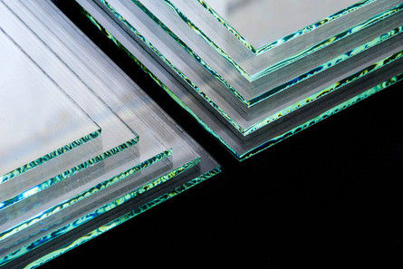 Qingdao 2mm-19mm Clear Float Glass/Tempered Glass for Buildings/Balcony /Furniture Doors & Windows