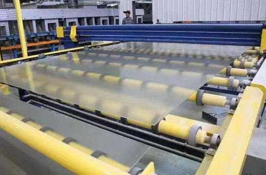 Ultra Clear Electricizable Solar Panel Photovoltaic Glass/Sun-Shade Heat Preservation Used for Building Curtain Wall/Gla