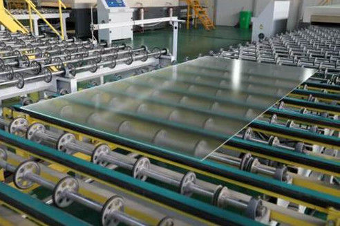 Building Decoration Low Iron Photovoltaic Panel Glass Haze ≤1.5% Thermal Stability ≥Grade 4