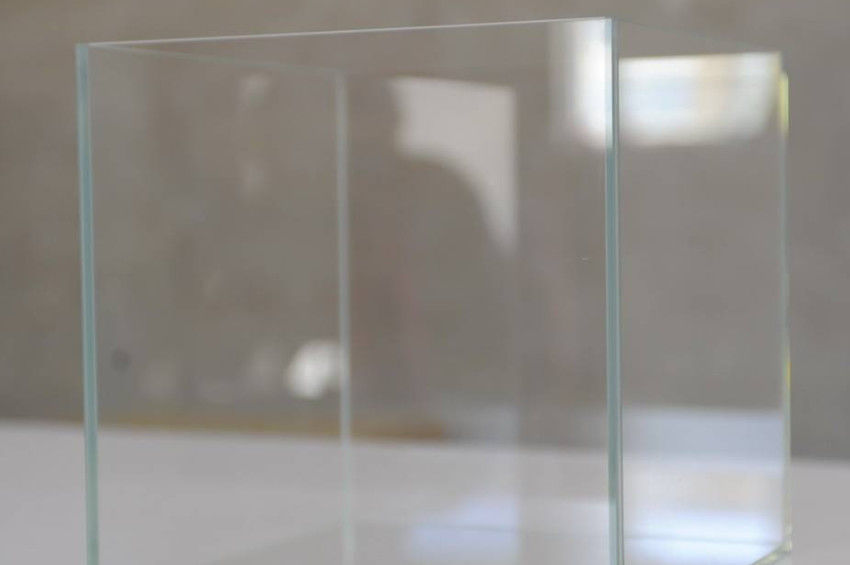 Ultra Clear Glass In Color Consistency For Windows Doors And Building
