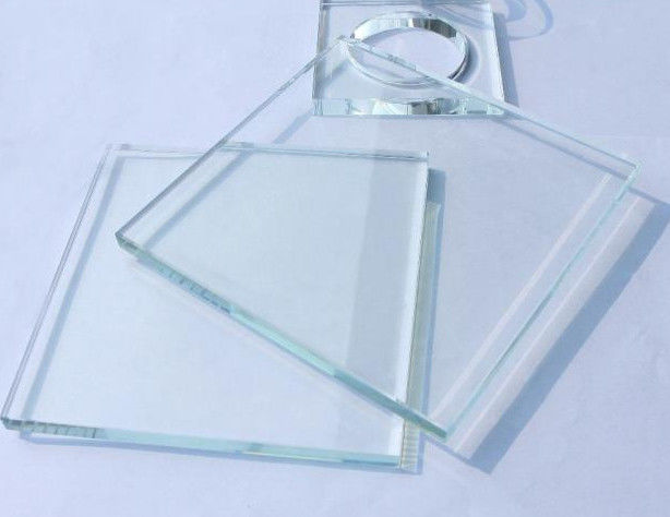 Round Corner Ultra Clear Low Iron Tempered Glass with Low Self Explosion Rate