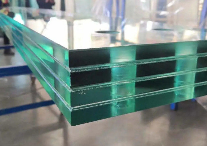 Customized Transparent Laminated Glass Made of PUB/SGP/EVA for Windows/Doors