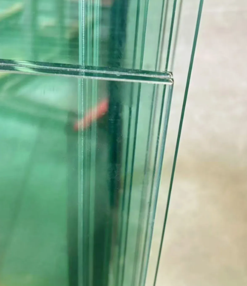 Safety Clear/Color PVB Laminated Glass Certified by Australian Quality Standards for Building Windows/Doors/Partition Walls