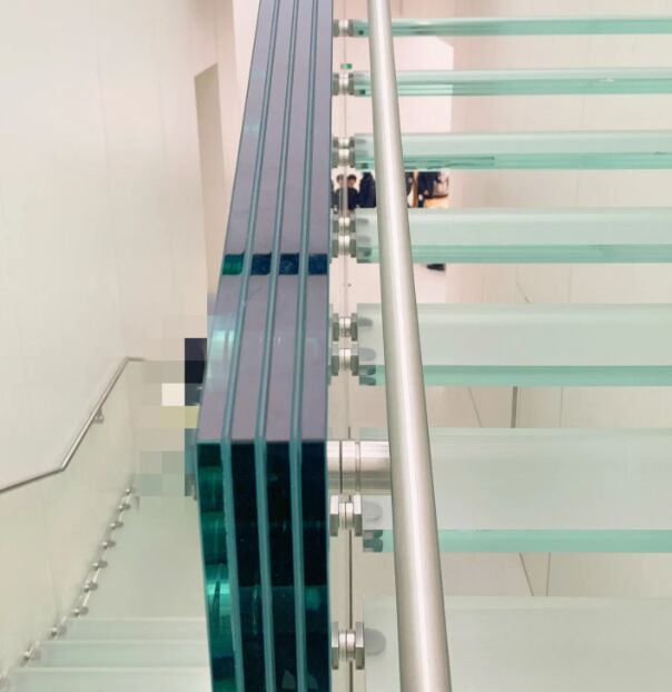 6.76-12.38mm Building Laminated Tempered Decorative Construction Safety Stair Glass