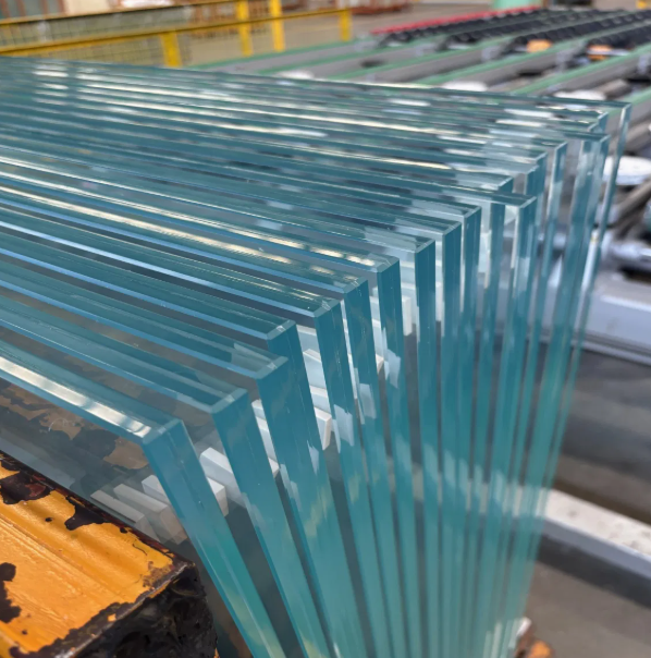 6.38mm 8.38mm 10.38mm 12.38mm 17.52mm 21.52mm Clear /Ultra Clear Grey Colored PVB EVA Tempered/Toughened Edge Polished /Safety /Glass Railing Laminated Glass